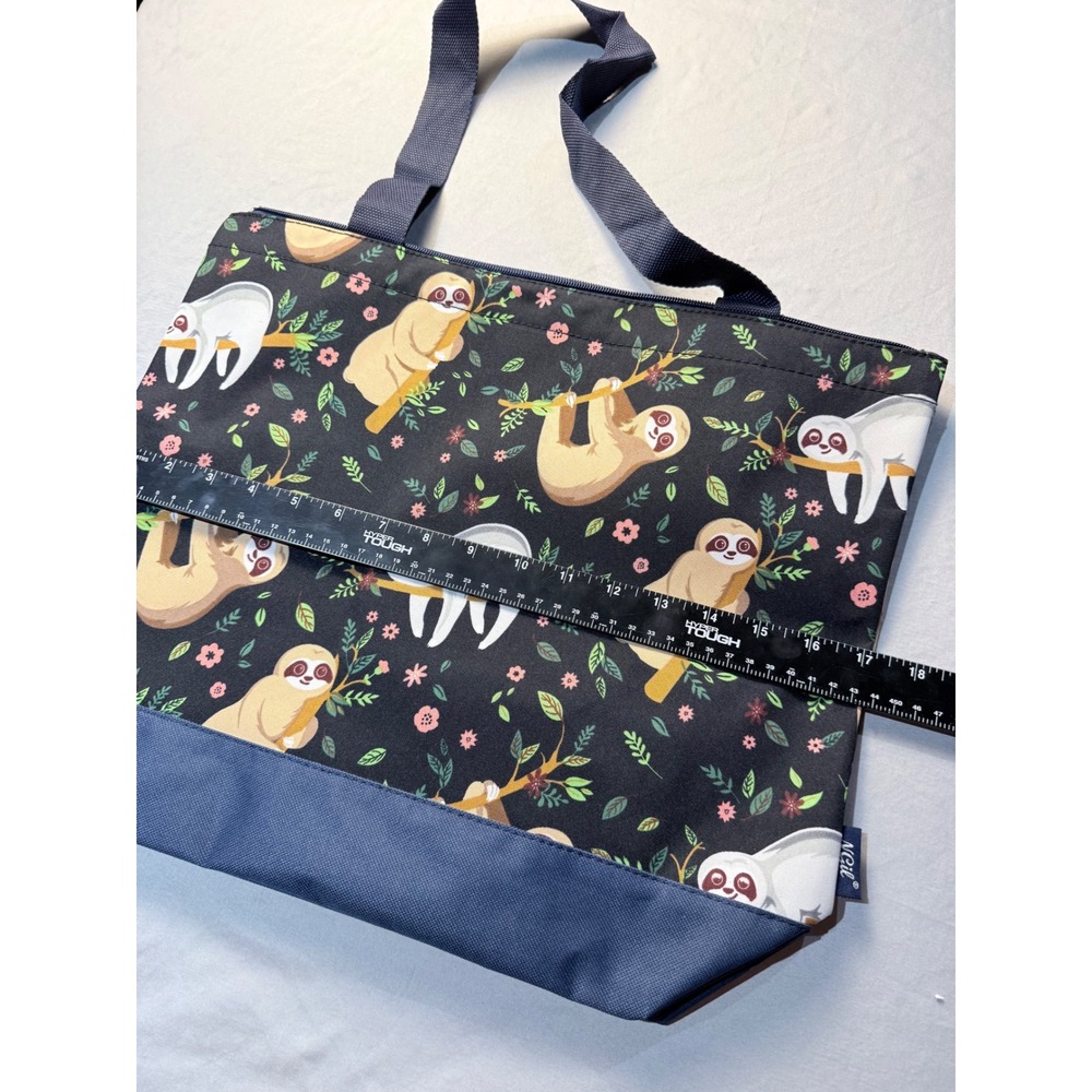 NGIL Sloth Pattern Utility Tote Bag with Matching Mini Pouch - Picture 4 of 5